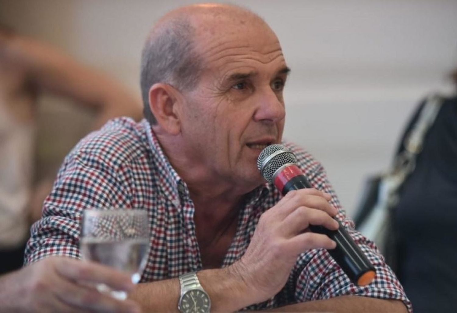 Zurro contra los organizadores de fiestas: “No me va a temblar el pulso si tengo que volver a cerrar Pehuajó”