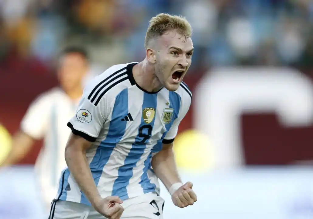 Argentina se clasificó a los juegos Olímpicos de París al lograr un triunfo épico ante Brasil