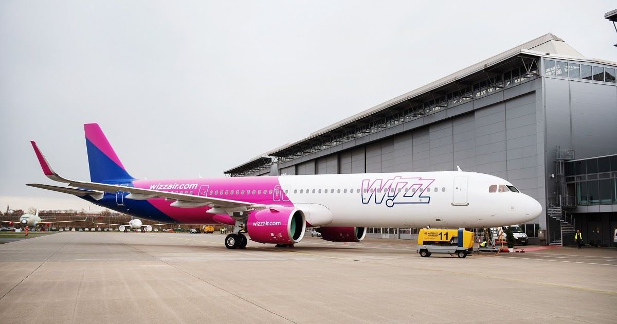 Wizz Air anuncia más rutas desde Albania y un avión más en su base