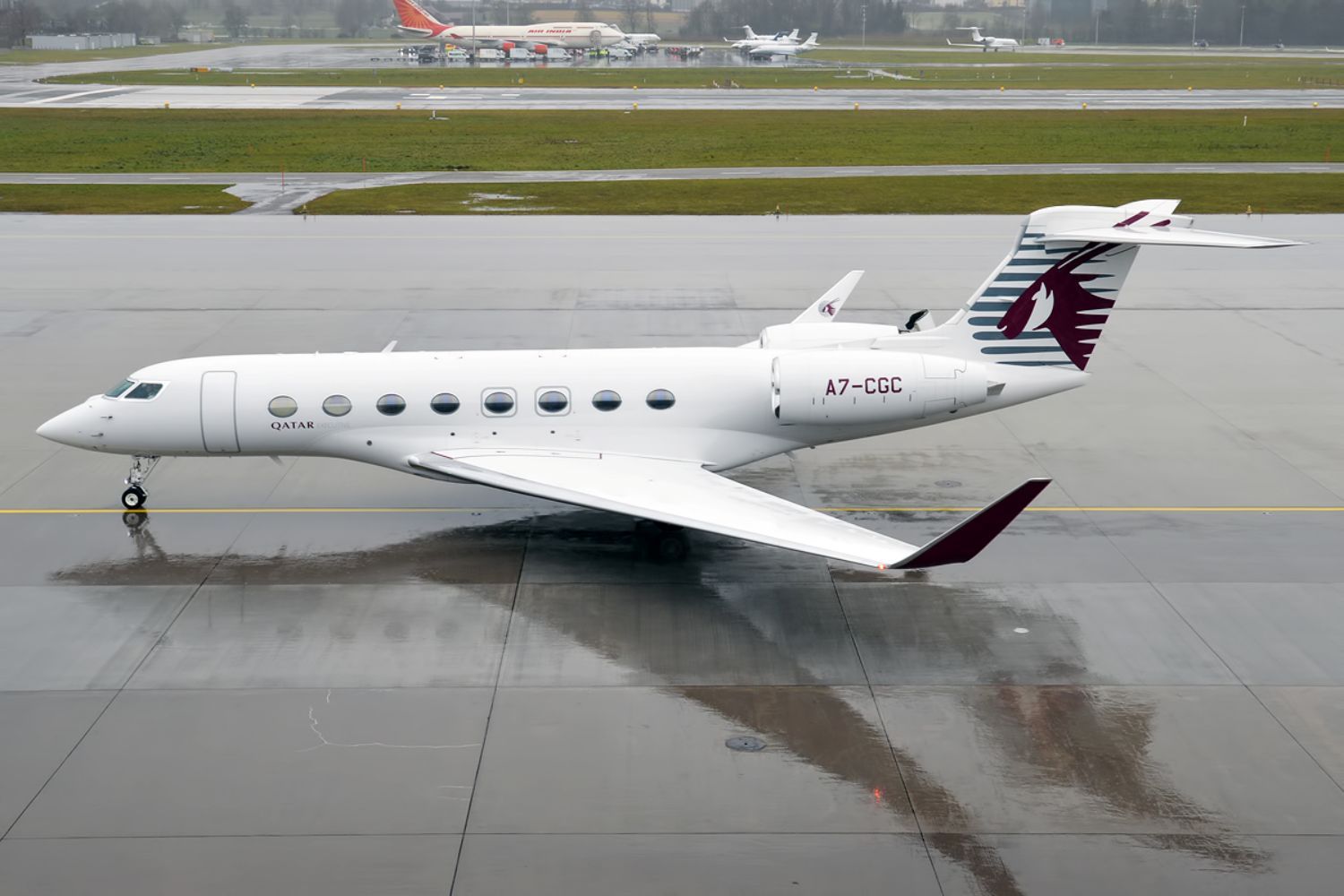 Qatar Executive recibió su octavo G650ER y el vuelo de entrega se realizó con combustible sostenible