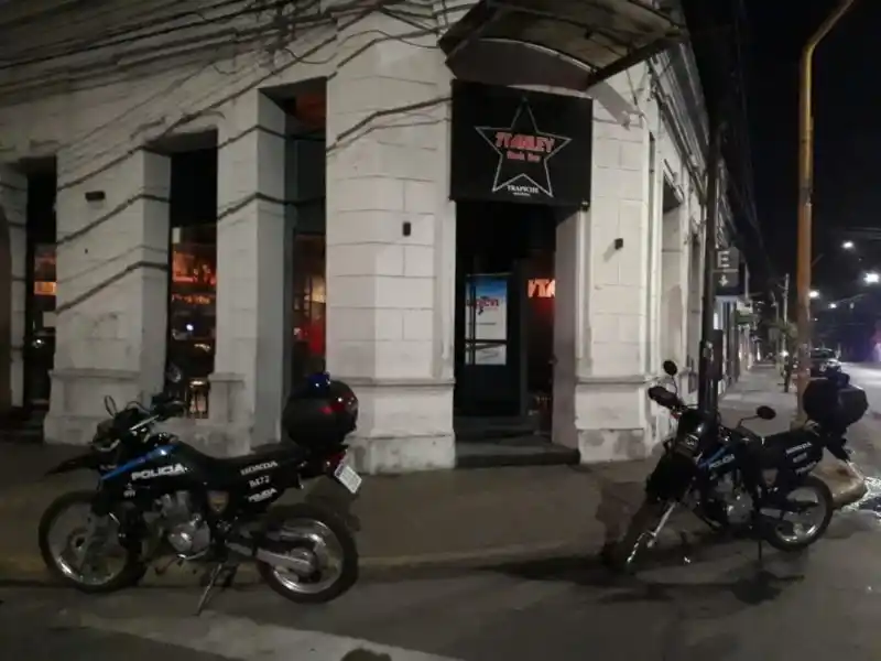 Robaron en un bar en plena Recoleta