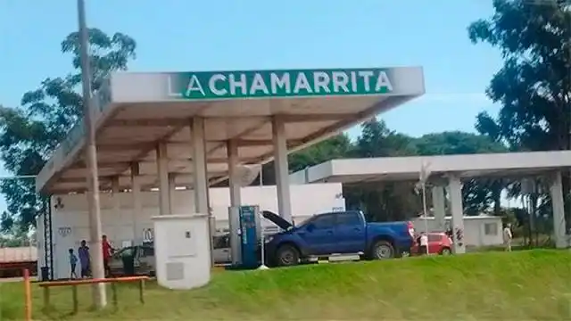 Encapuchados se alzaron con alta suma de dinero de una estación de servicio