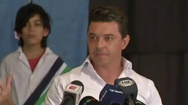 Gallardo inauguró una biblioteca con su nombre en Merlo

