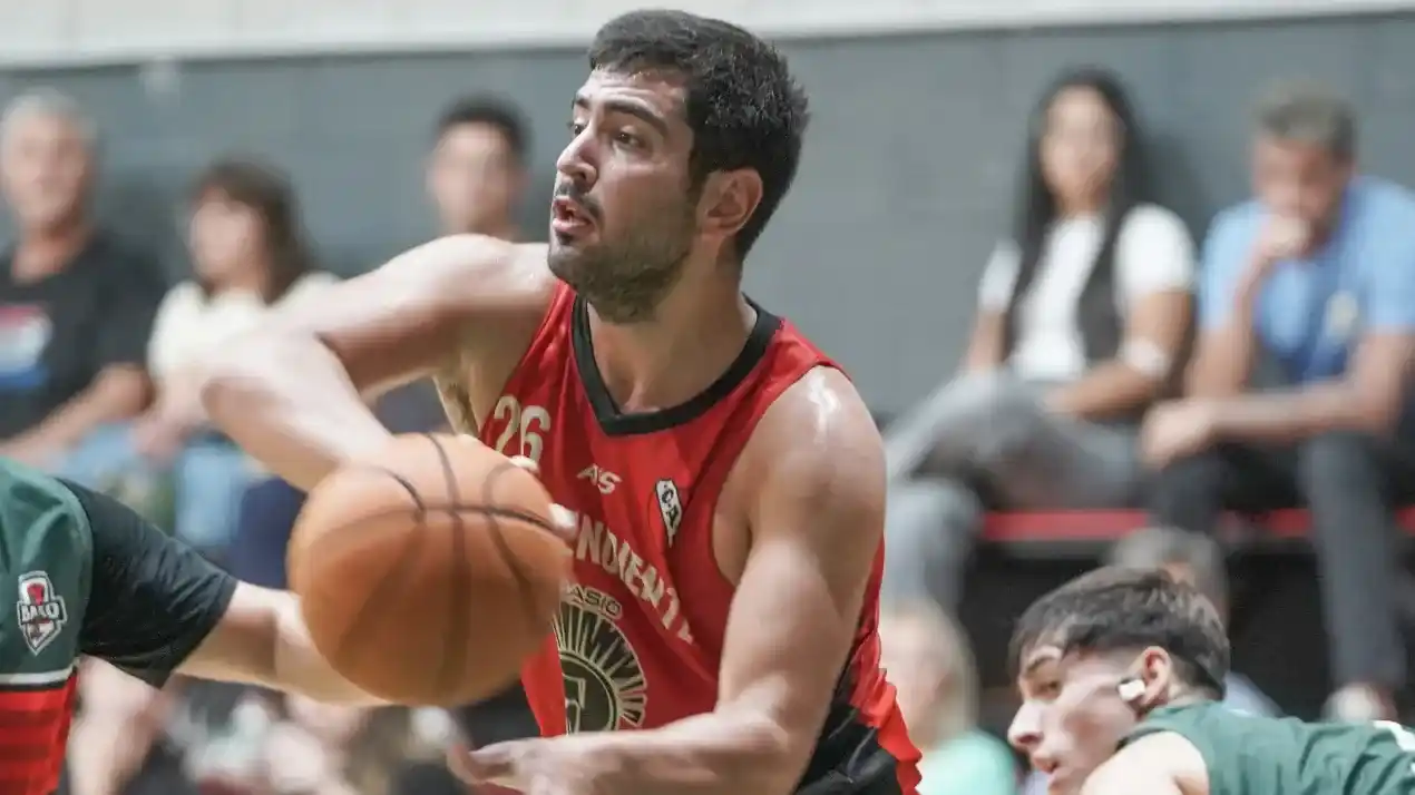 Pese a la caída, Independiente de Lobería jugará las semifinales del basquet local