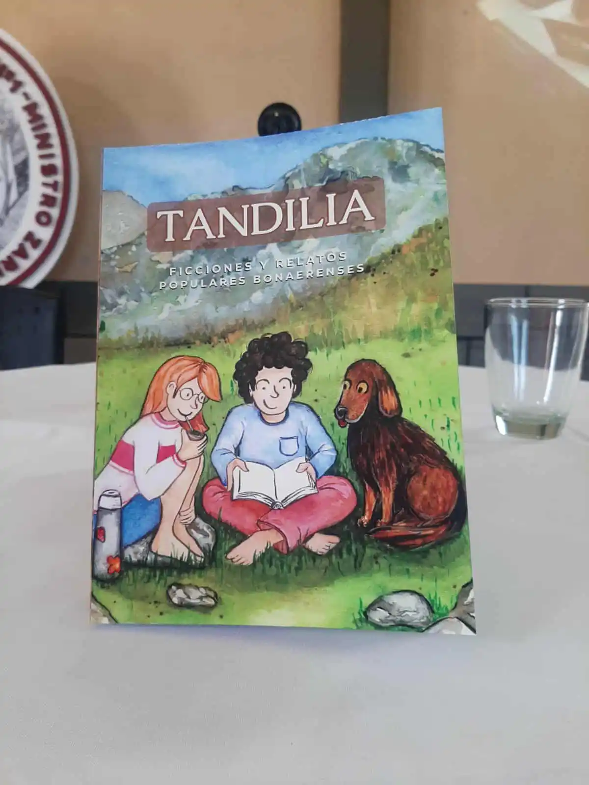 "Tandilia: Ficciones y relatos populares bonaerenses".