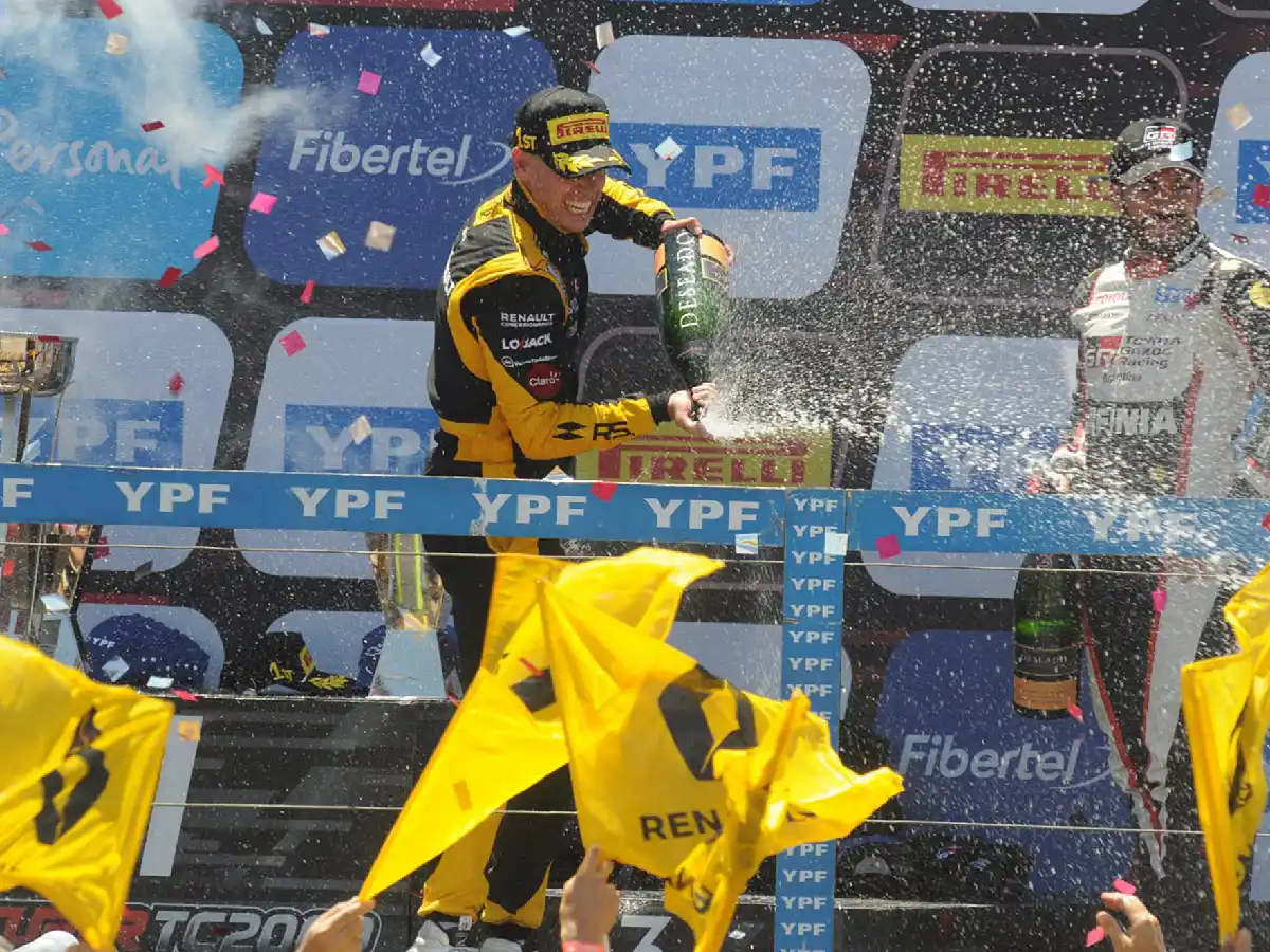 Pernía se coronó campeón del Súper TC 2000