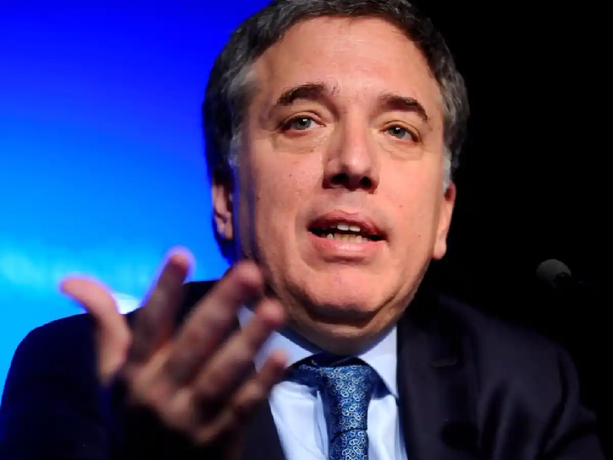 Dujovne admitió que la inflación "es alta", pero no la peor 