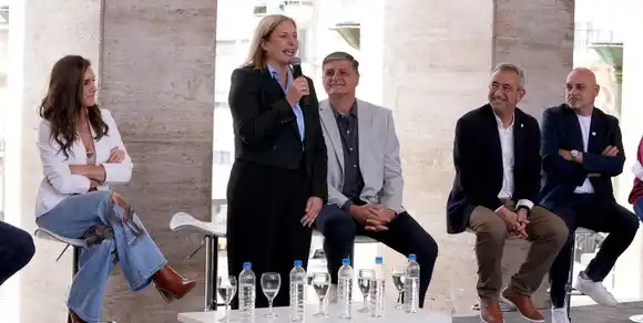 Cierres de campaña entre actos, recorridas y una posible nueva visita presidencial