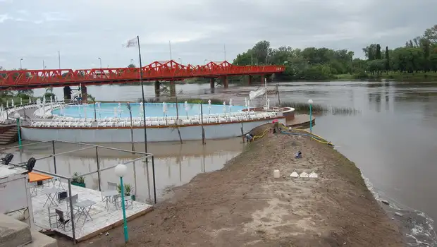 Hay especial atención en el comportamiento del río