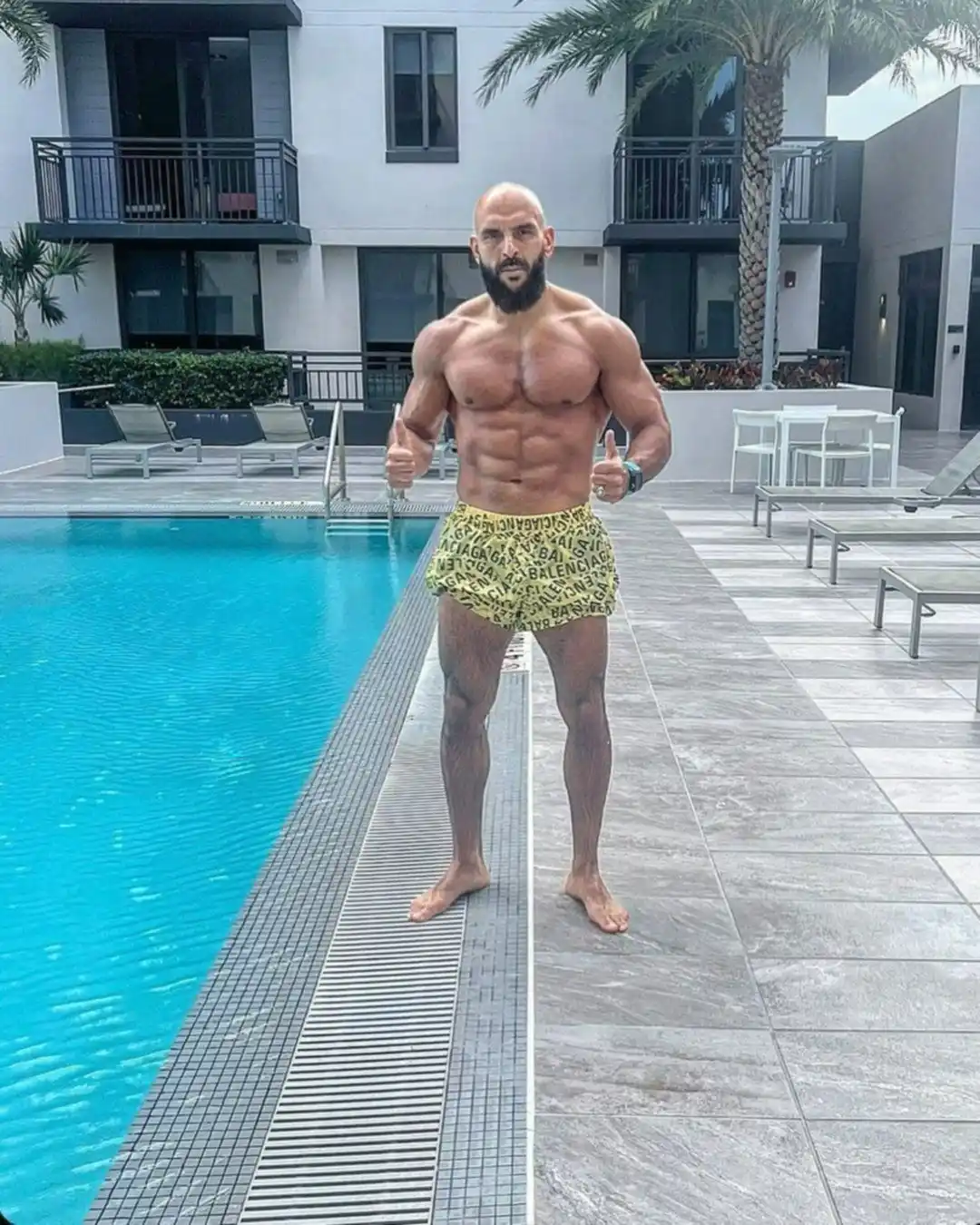 Yassine Cheuko, Guardaespaldas de Lionel Messi