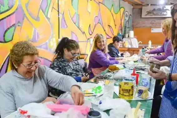 Anuncian que este mes seguirán las capacitaciones del Programa Educativo Barrial