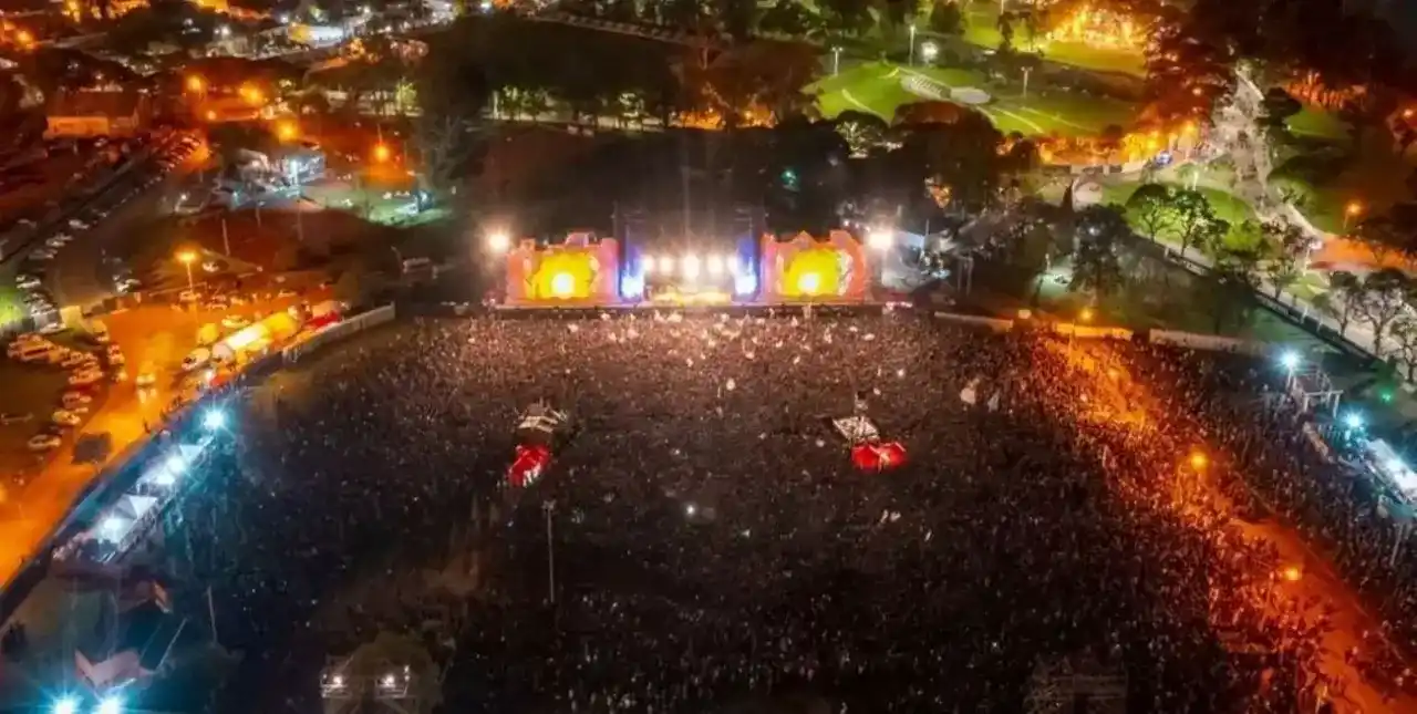 Multitudinario recital de La Renga en Concordia