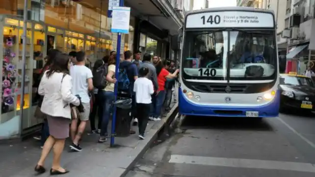 Fein analiza pedirle al Concejo subir el boleto para pagarle a la UTA