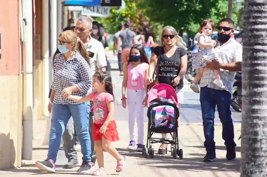 Covid-19: instan a seguir las medidas de 
prevención en las fiestas de fin de año