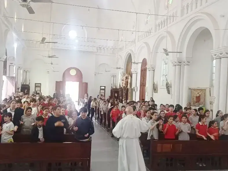 Pompeya celebró su fiesta patronal con una procesión y muestras de fe