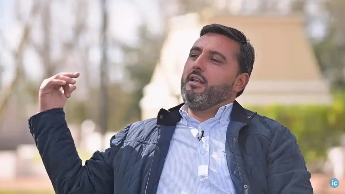 El jefe comunal, Alfredo Farías