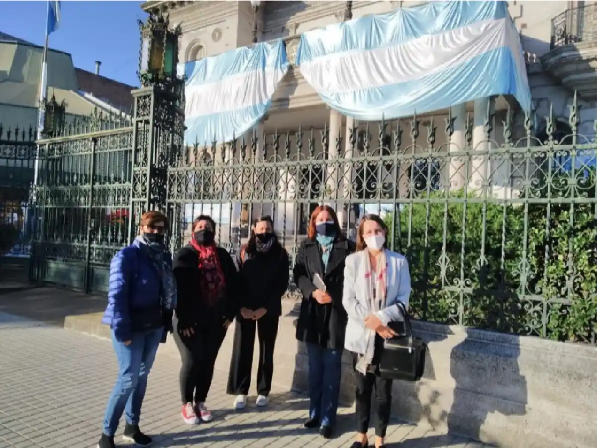 Padres Organizados se reunieron con el municipio por la presencialidad de las clases