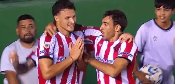 Barracas Central venció agónicamente a Estudiantes y se acomoda dentro de la Zona A