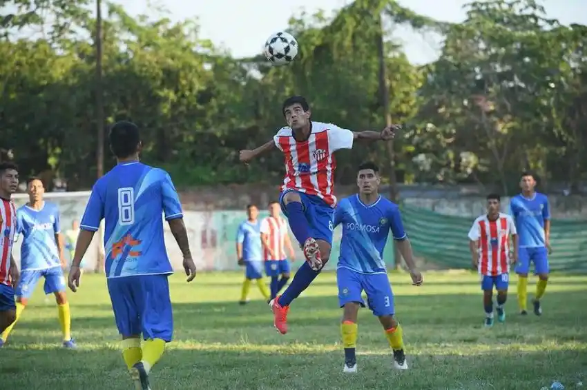 Con tres partidos se define la fase de cuartos de final