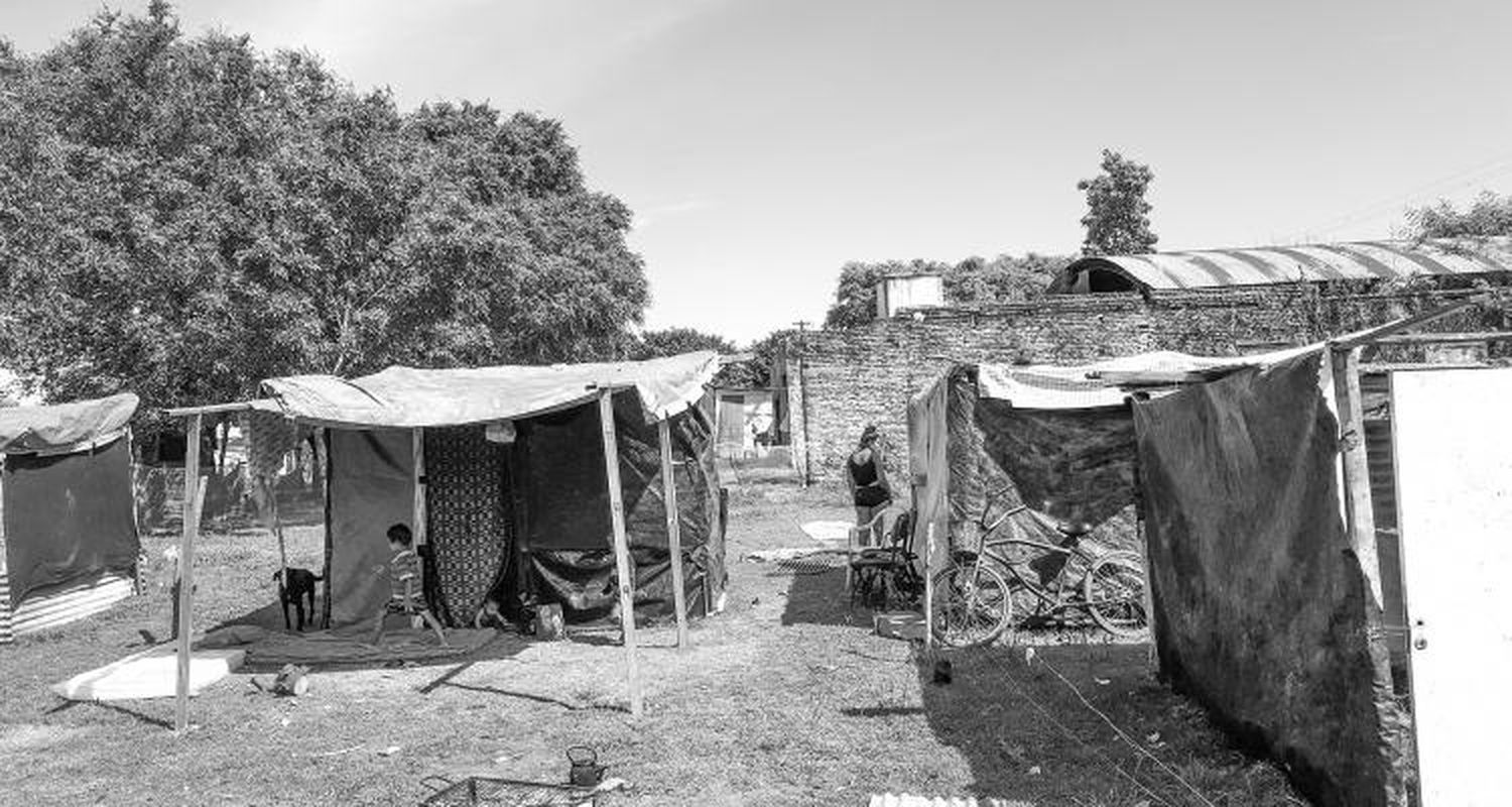 A más de tres semanas, tensión por las órdenes de desalojo que no llegan