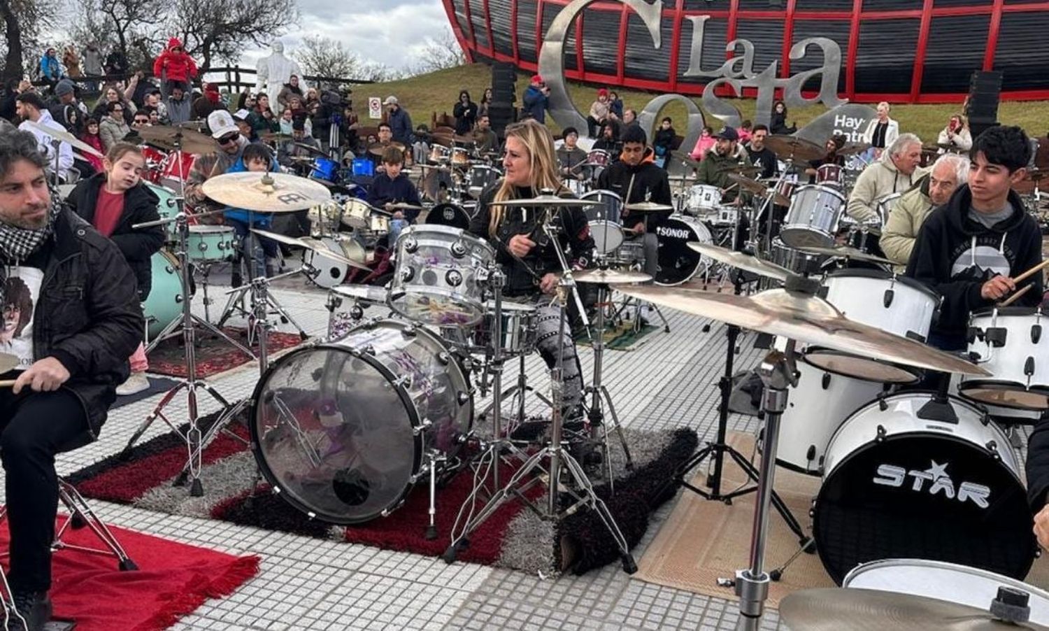 Evento musical imperdible en La Costa: Decenas de bateristas tocando al unísono en Santa Teresita