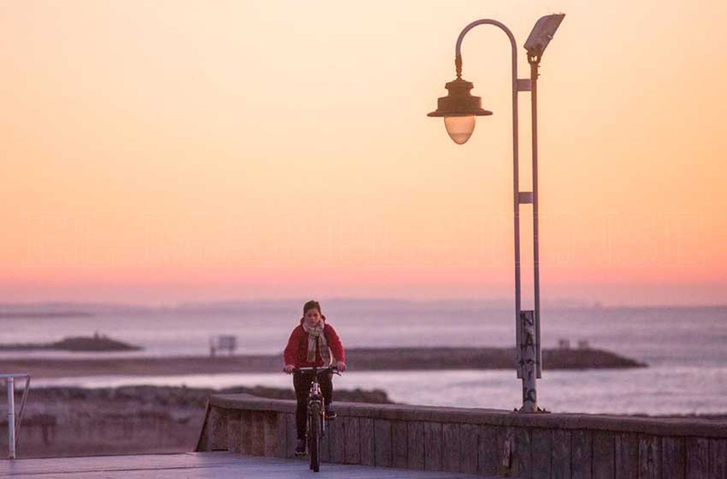 Provincia oficializó la continuidad de Mar del Plata en Fase 4