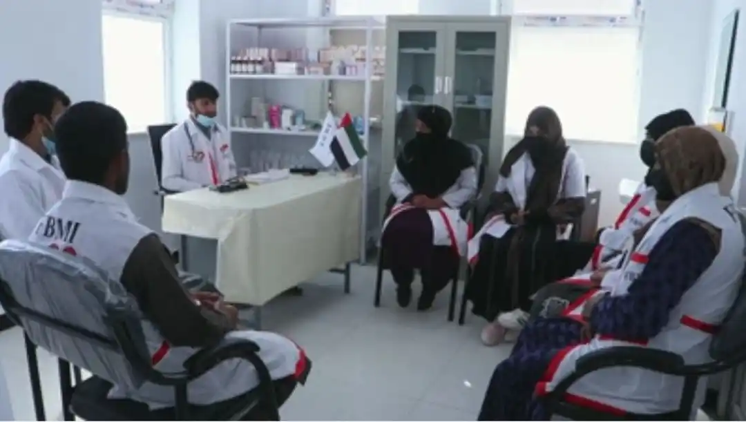 Emiratos Árabes Unidos lanzó un proyecto para instalar centros de salud maternal en Afganistán