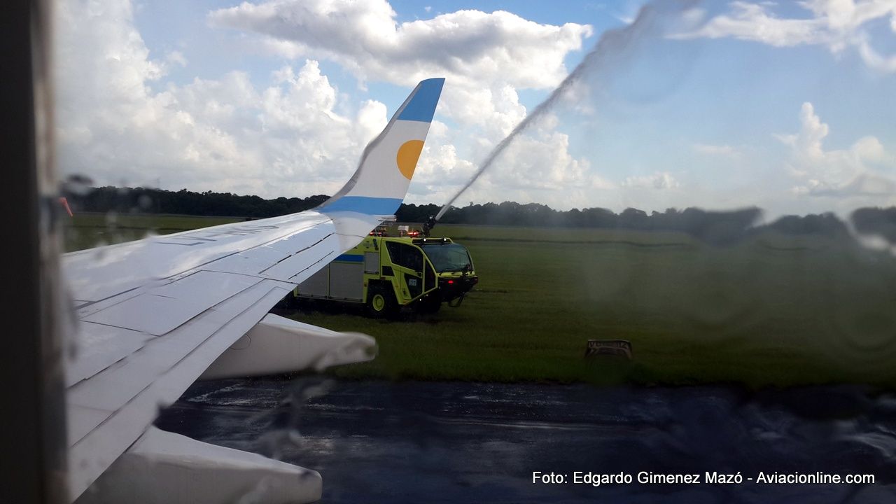 Flybondi inauguró sus vuelos entre Bs. As./El Palomar y Puerto Iguazú