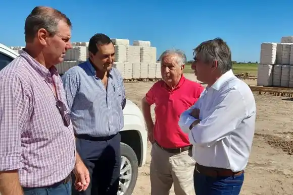 La Provincia firmó convenios del Plan Incluir en el departamento 9 de Julio