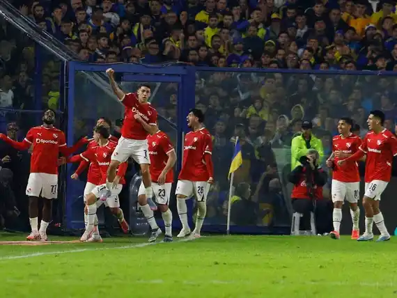 Independiente dio el golpe en La Bombonera y se metió en semifinales del Torneo Apertura