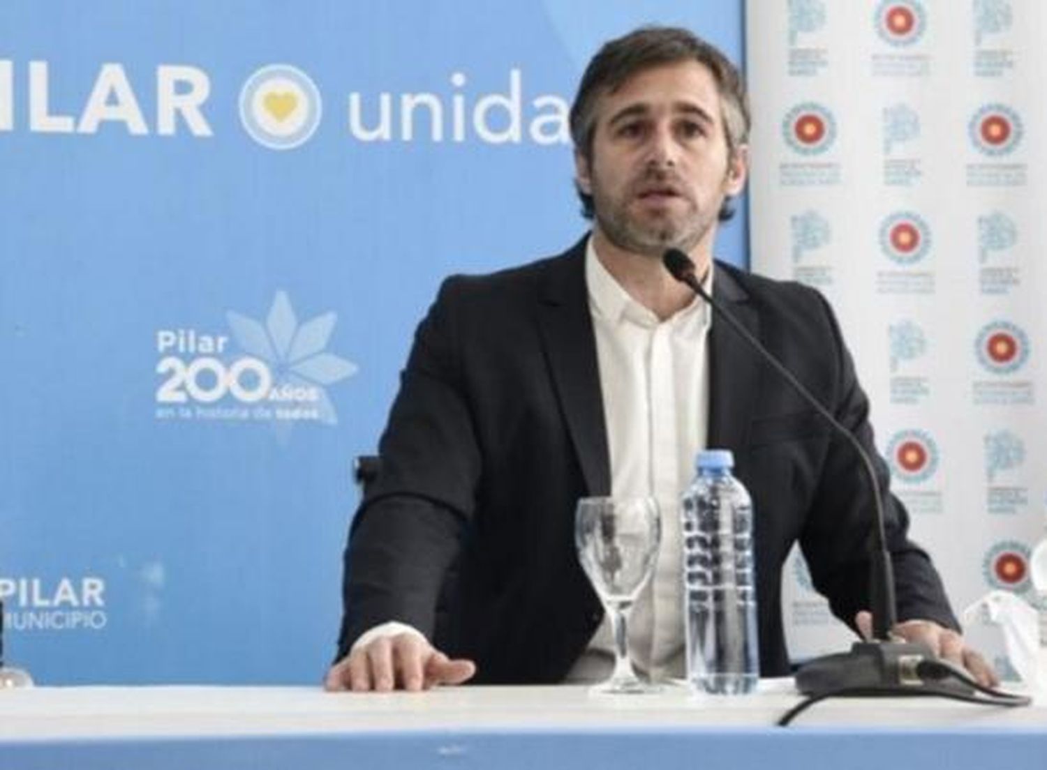 Pilar: "El hospital que inauguramos da respuesta a la pregunta de qué hizo el Estado en estos 100 días", disparó el intendente