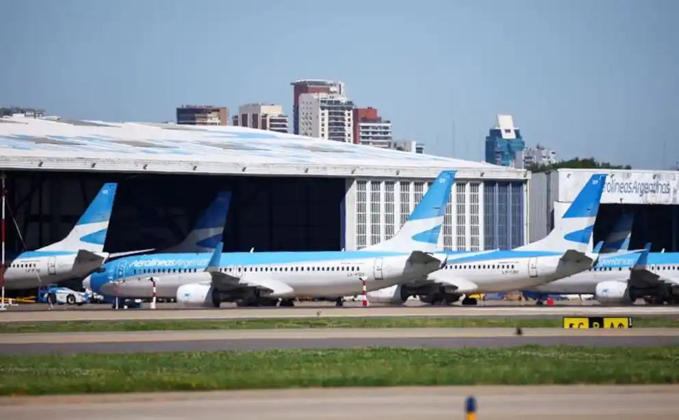 Kicillof quiere quedarse con Aerolíneas Argentinas