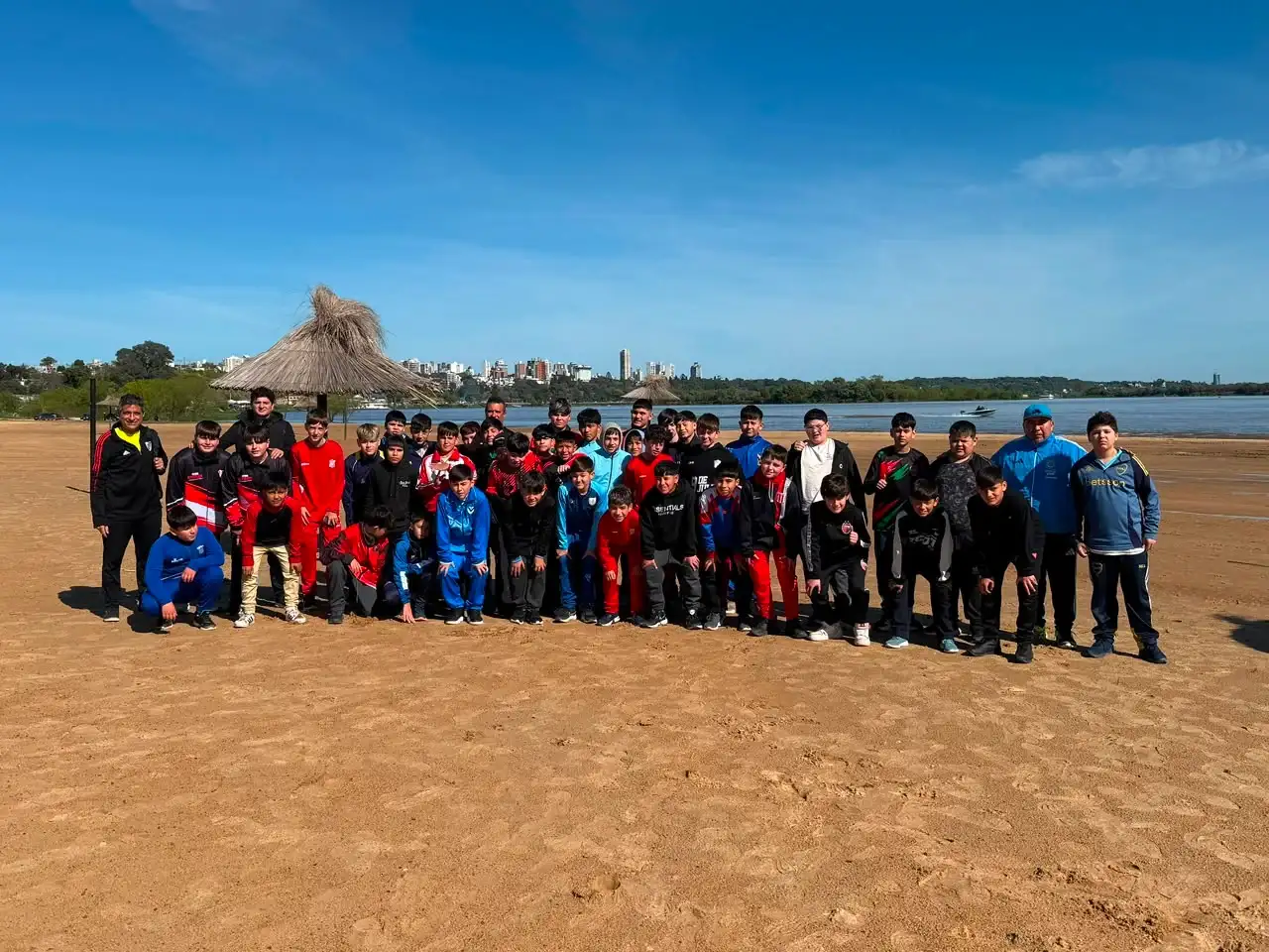 Jóvenes de la Liga Rafaelina vivieron una experiencia educativa y deportiva junto a Alcides Calvo: "Hermosa experiencia: - 5