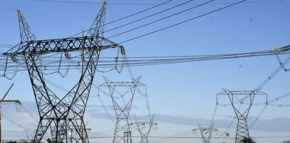 El Gobierno avanza con la privatización de Transener