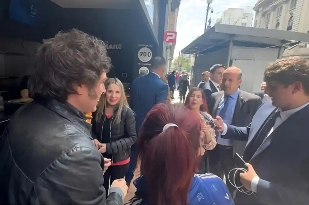 Luego de la reunión de Gabinete libertario.