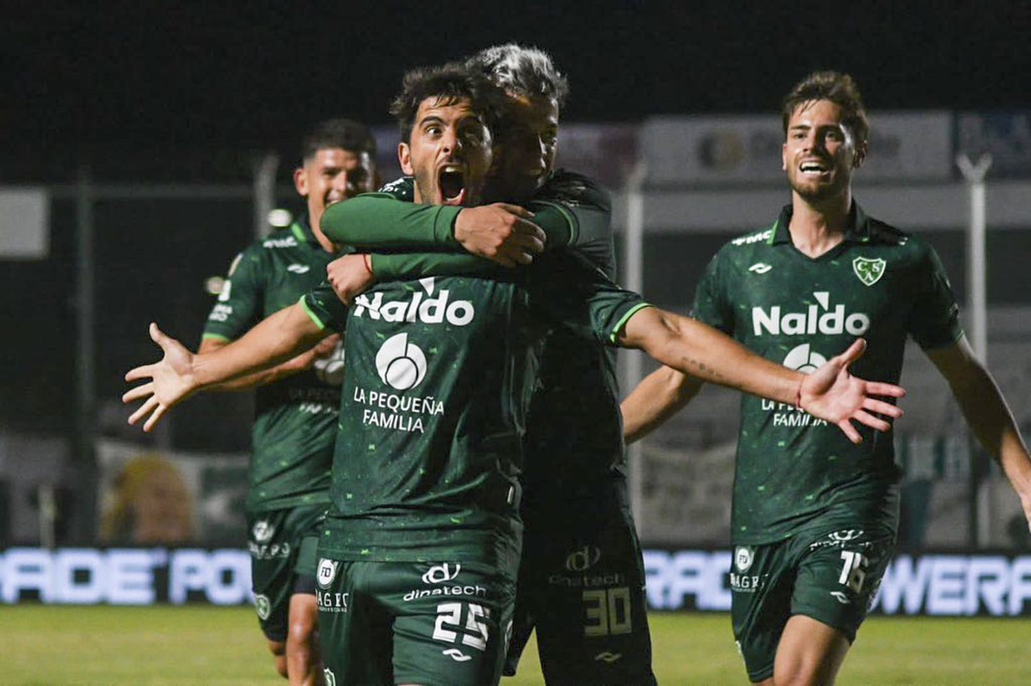 Sarmiento y un triunfo clave ante Arsenal