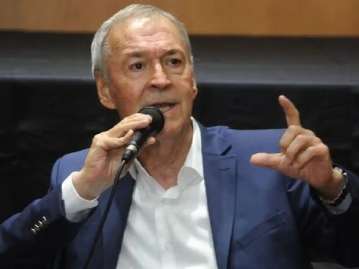 El Gobierno de Córdoba respetará el feriado nacional pese a estar en desacuerdo