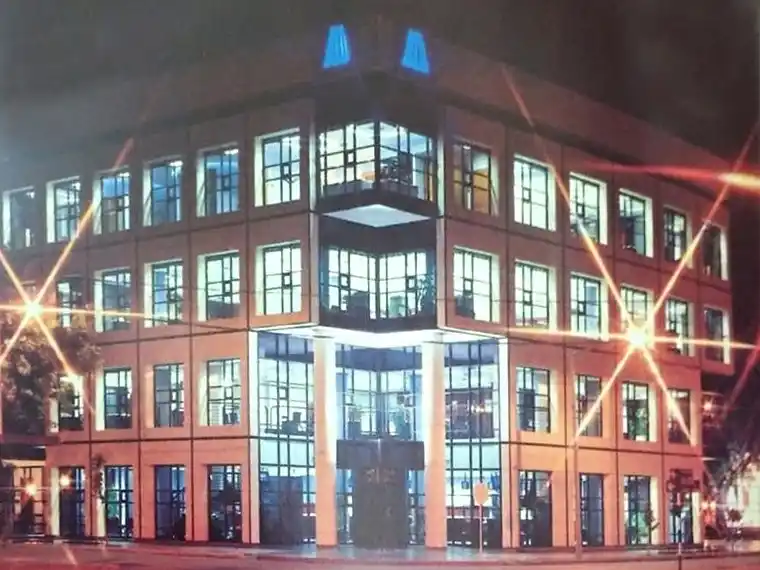 Épocas de apogeo del Banco Integrado Departamental, con su su sede central en 25 de Mayo y Moreno. Foto: Gentileza