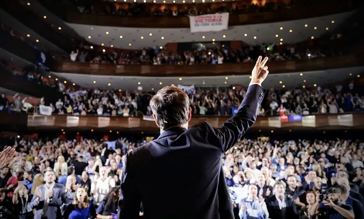 En medio de la tensión, Kicillof dejó en claro que busca desdoblar