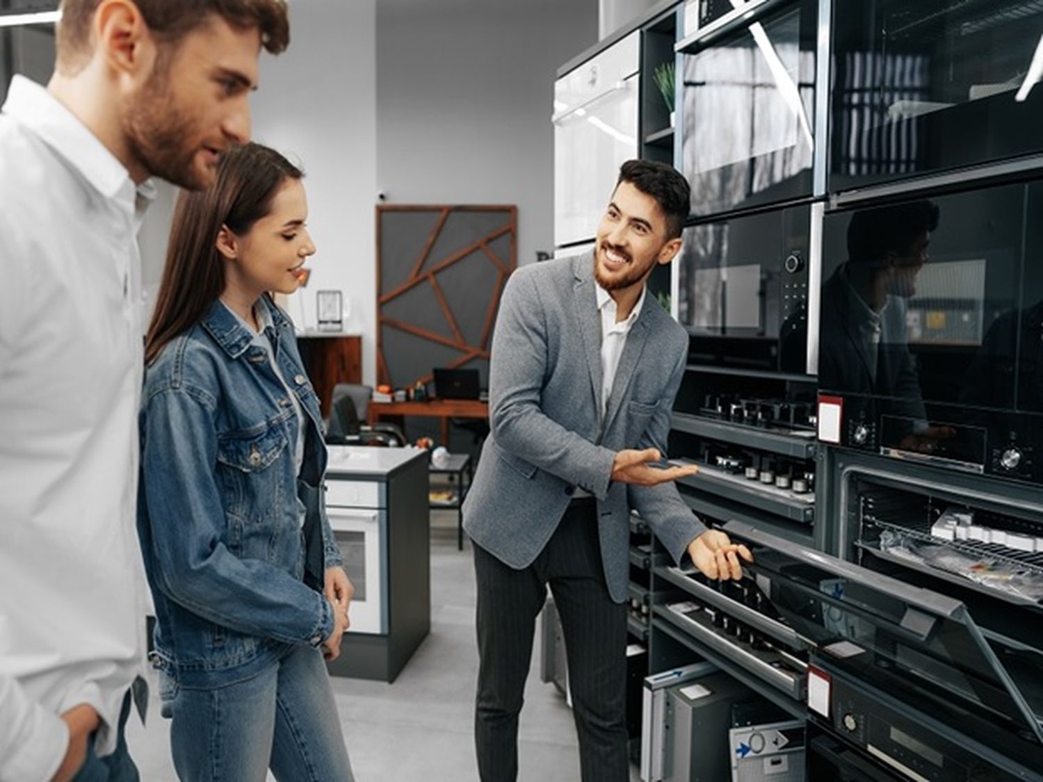 Es habitual que los usuarios se sientan perdidos cuando llega el momento de hacer la compra, principalmente si se trata de un electrodoméstico que nunca antes han comprado ni utilizado.