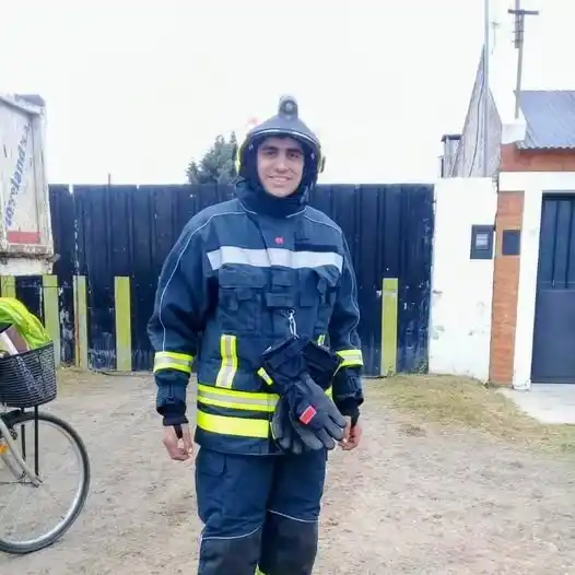 Bomberos Voluntarios de Gualeguay: un acto heroico en plena celebración del Día del Niño