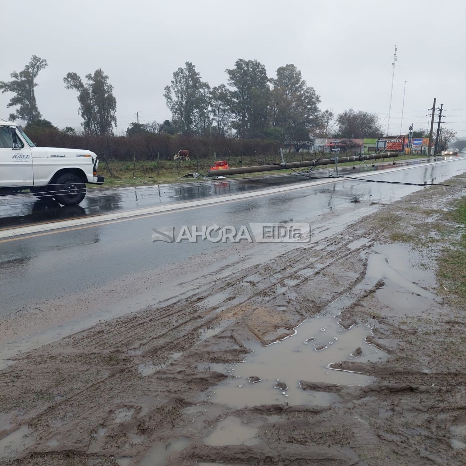 POSTE pueblo belgrano accidente