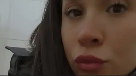 Tiroteo y pánico en Lanús: una mujer policía fue baleada por tres ladrones y pelea por su vida