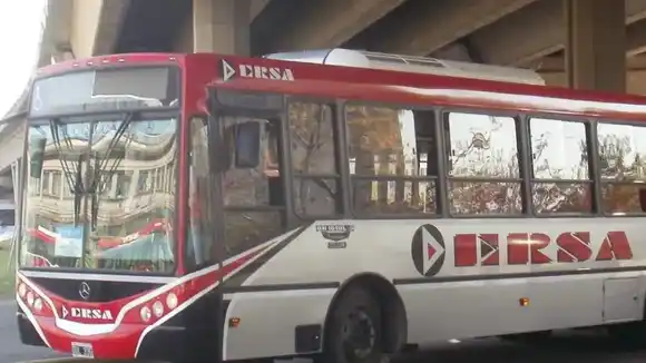 Santa Fe: un chofer de la línea 9 fue agredido por un pasajero sin saldo en la Sube