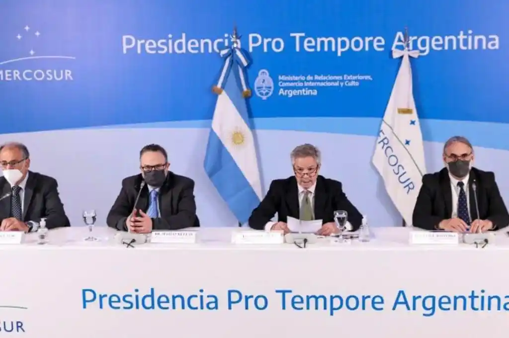 Uruguay anunció que negociará acuerdos por fuera del Mercosur