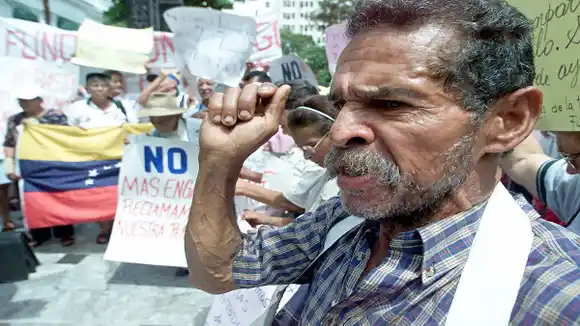 PASAN HAMBRE Y NECESIDAD: el cruel destino de los jubilados en Venezuela