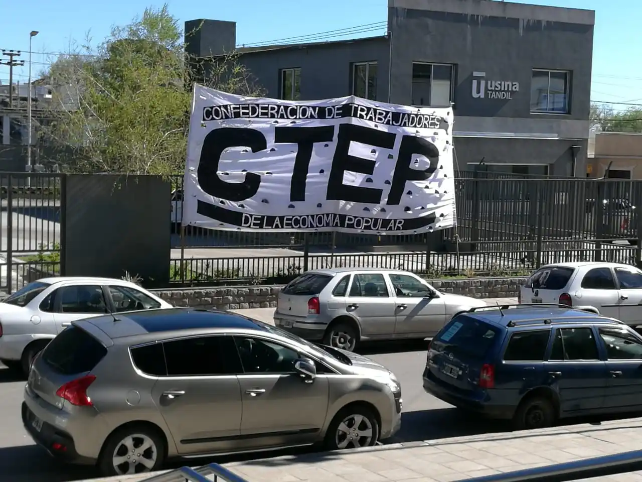 Organizaciones sociales reclamaron en la Usina por "tarifas justas"