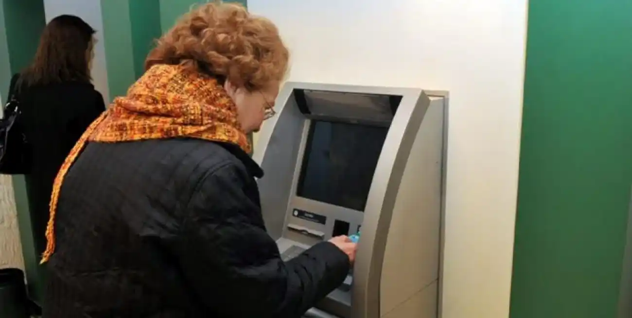 Bono para jubilados y pensionados: ¿quiénes recibirán los $70.000 en agosto?