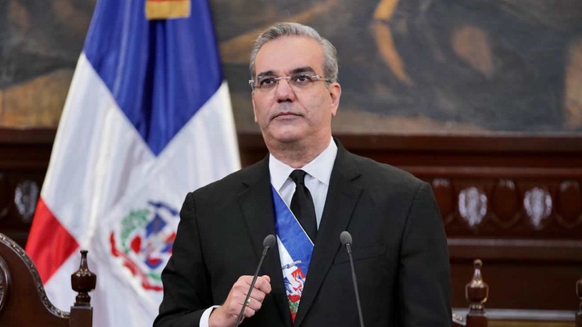 «NO hemos COMPRADO ni MEDIO GALÓN de PETRÓLEO a Venezuela»: Luis Abinader responde a Cabello