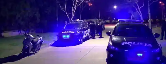 Zona Norte: detuvieron a un hombre que amenazó a una pareja e intentó disparar contra un efectivo policial